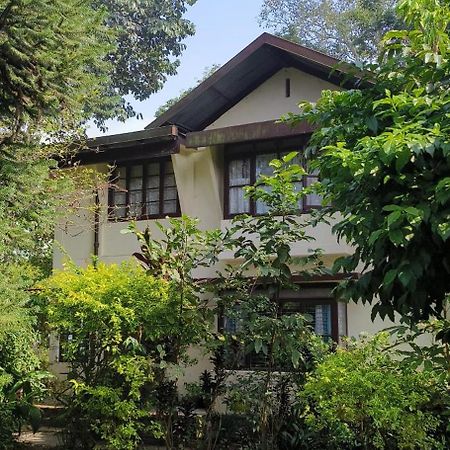 Aam'S Courtyard Hotel Kalimpong Bagian luar foto