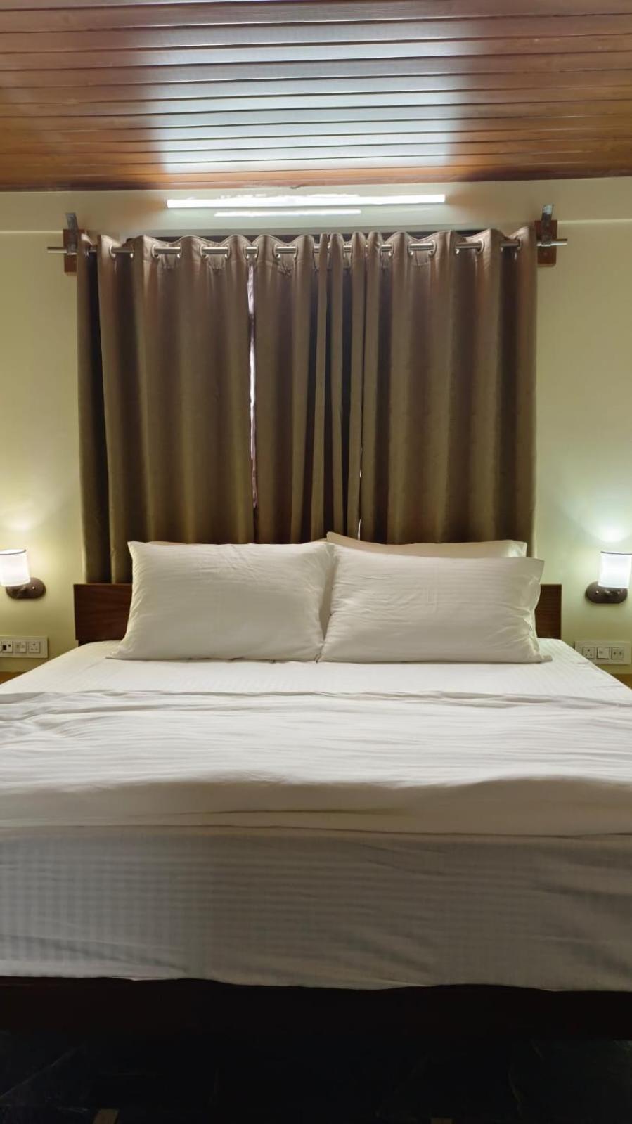 Aam'S Courtyard Hotel Kalimpong Bagian luar foto